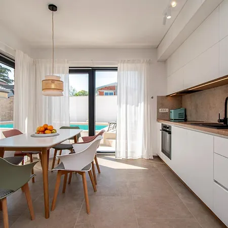 Casa Bella In Barbariga, Istria Villa