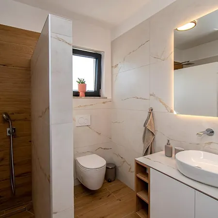 Casa Bella In Barbariga, Istria By Istrabook * Peroj
