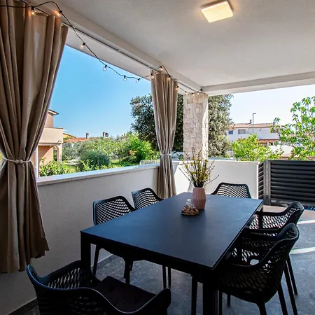 Casa Bella In Barbariga, Istria By Istrabook