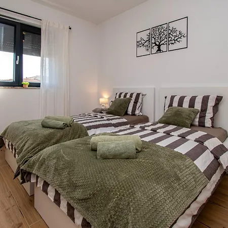 Casa Bella In Barbariga, Istria By Istrabook 페로이