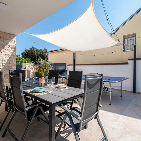 Villa Casa Bella In Barbariga, Istria By Istrabook *