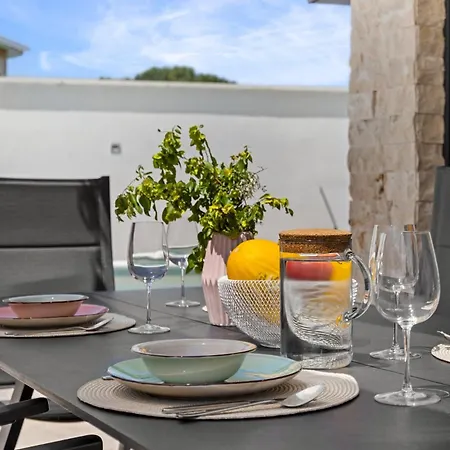 빌라 Casa Barbariga In Barbariga, Istria By Istrabook *