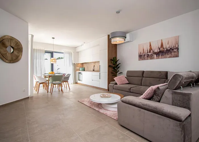 Casa Bella In Barbariga, Istria By Istrabook *