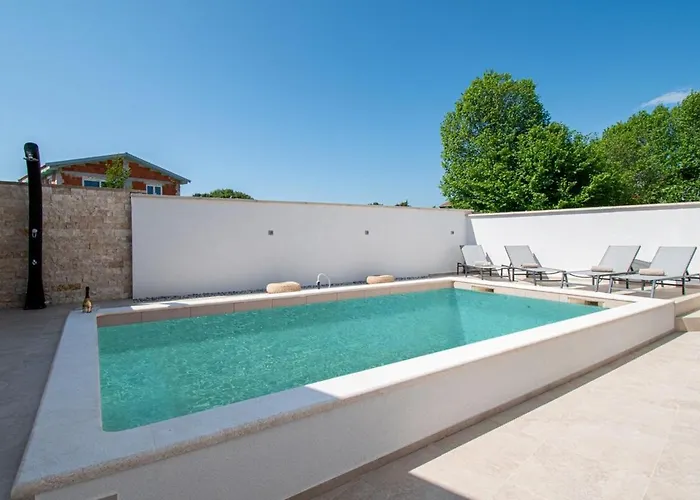 빌라 Casa Bella In Barbariga, Istria By Istrabook *