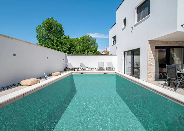 Casa Bella In Barbariga, Istria By Istrabook